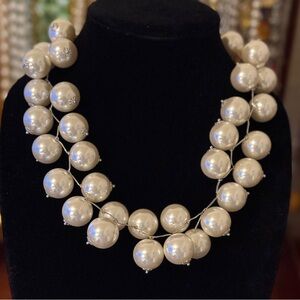 SAVE THE QUEEN Bubble Pearl Statement Necklace